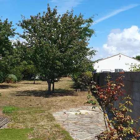 La Maison Des Amis De La Nature *